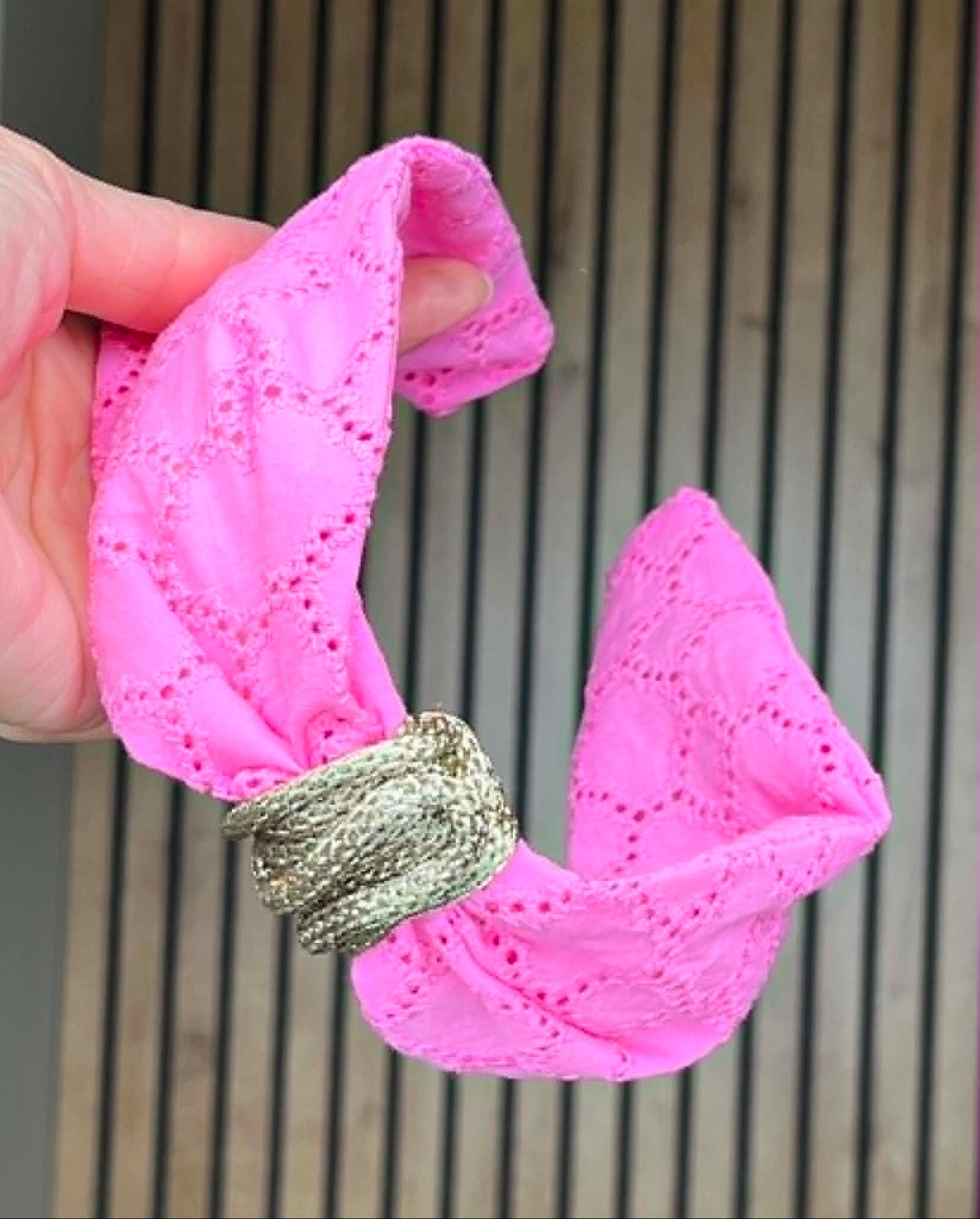 Cerchietto Sangallo Doré – Fucsia ✨