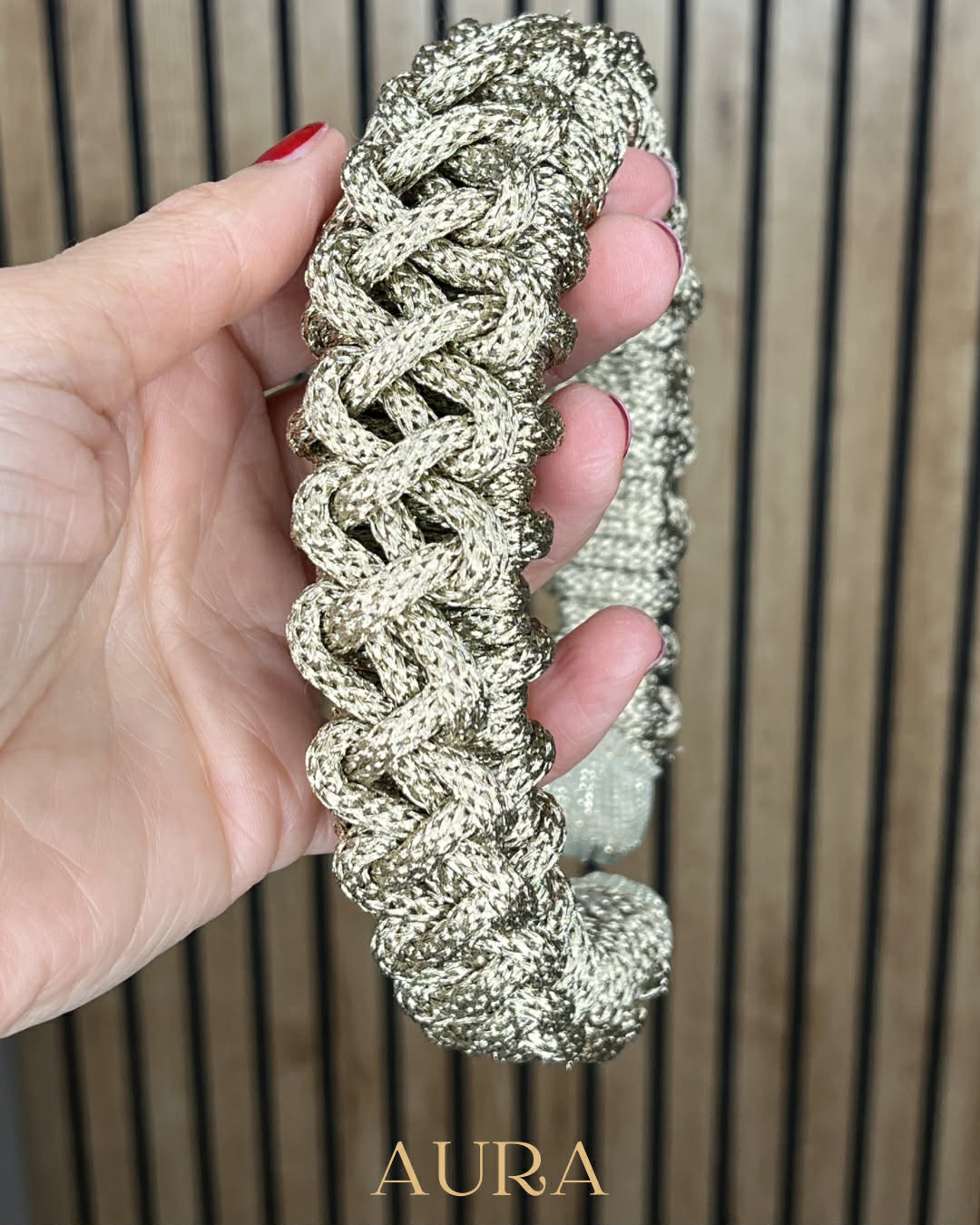 Cerchietto in macramè AURA
